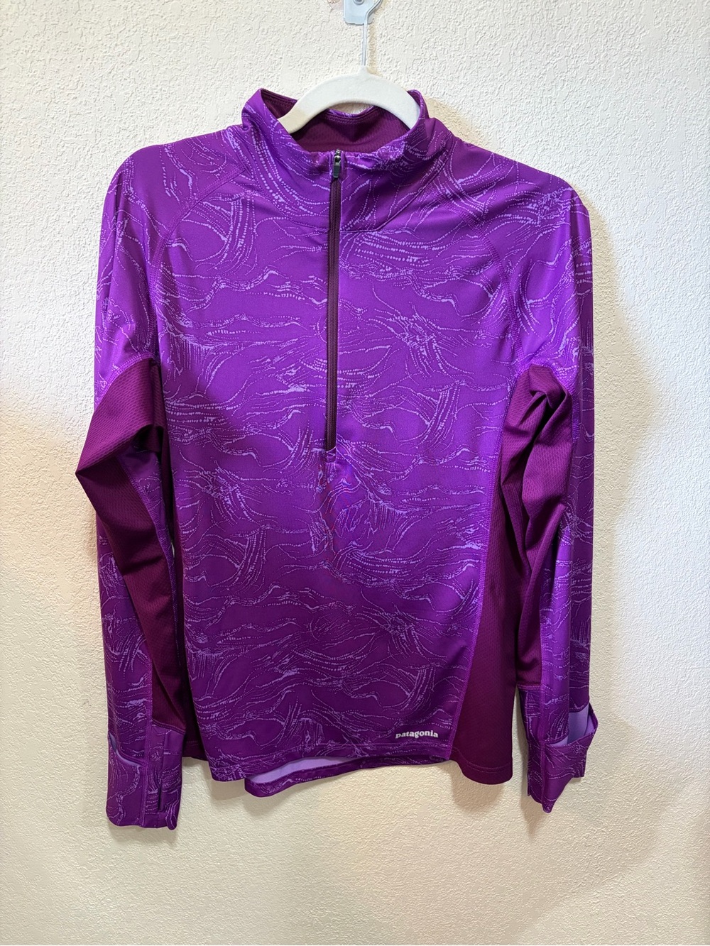 Patagonia Women’s All Weather Long Sleeve Running Top Purple Print Large